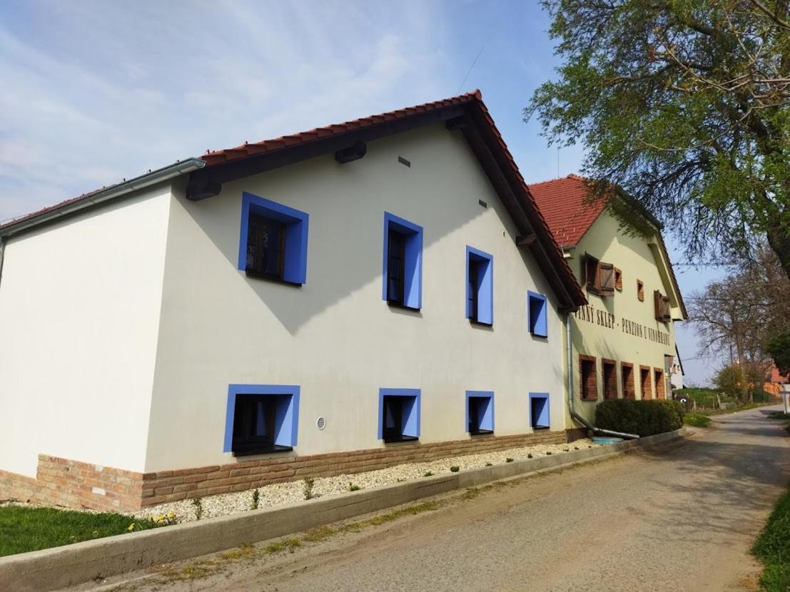 Vinny Sklep A Penzion U Vinohradu Velké Bílovice Zewnętrze zdjęcie